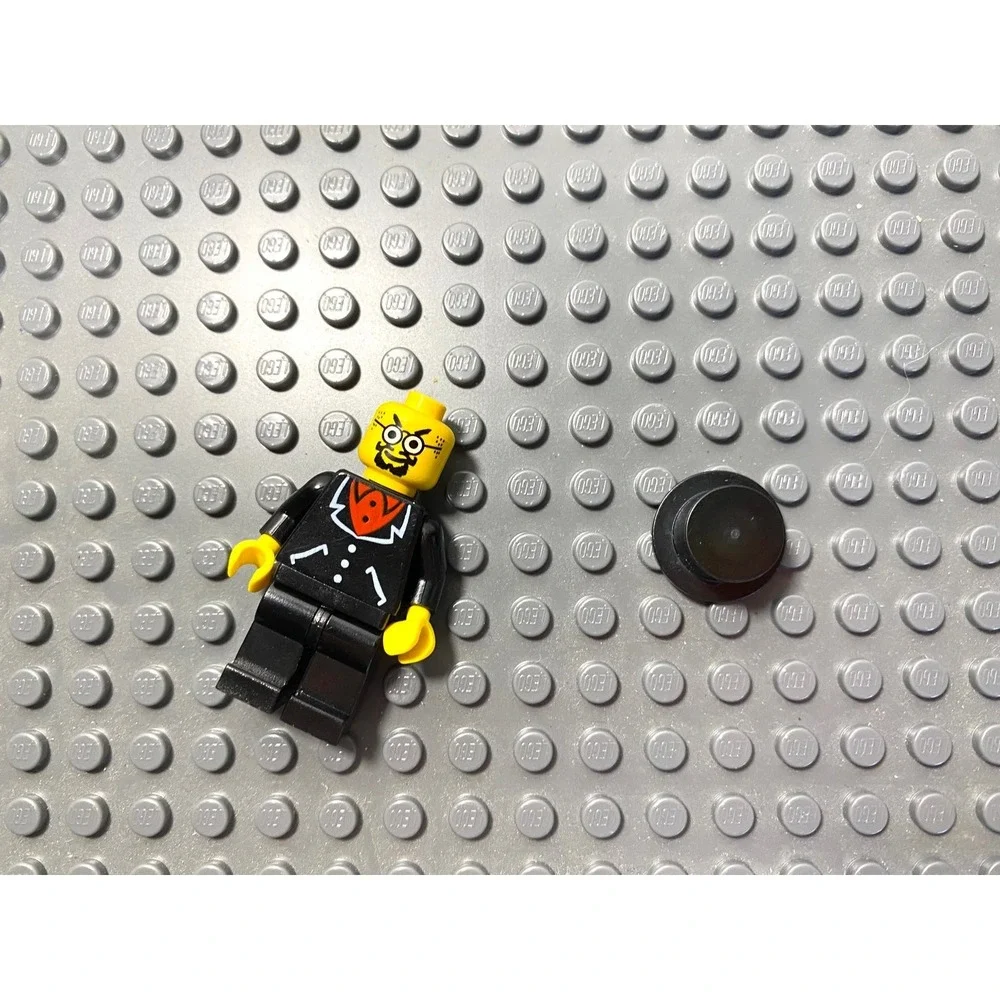 Lego mini figure